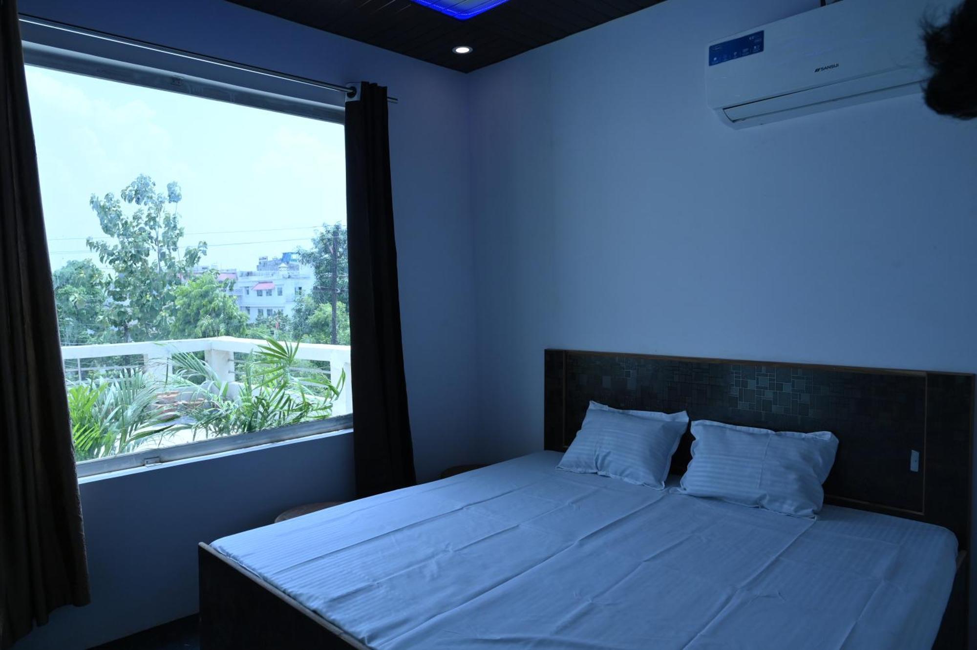 Privyrooms Gorakhpur Luaran gambar