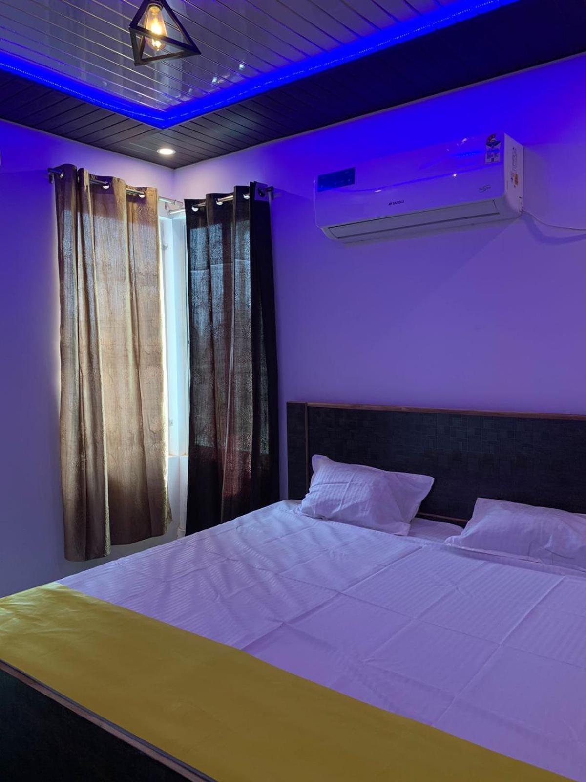 Privyrooms Gorakhpur Luaran gambar